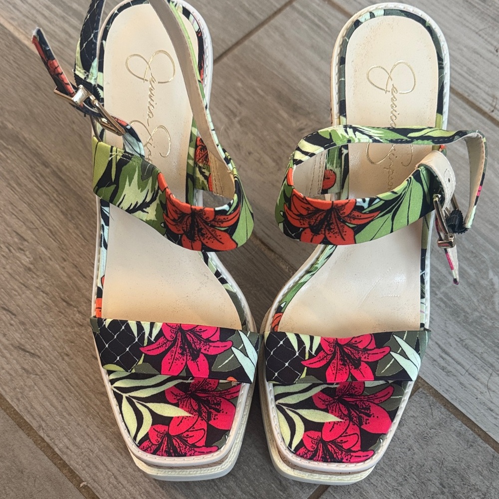 Jessica Simpson Multicolor Floral Sandals